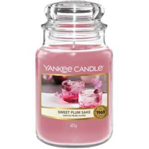 Velká vonná svíčka Yankee Candle Sweet Plum Sake